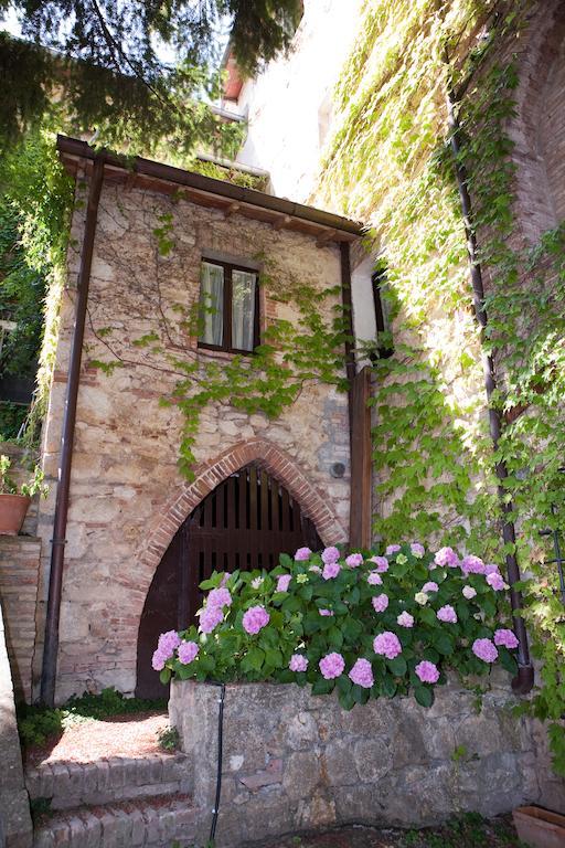Hotel Antico Convento Santa Chiara Sarteano Exterior foto