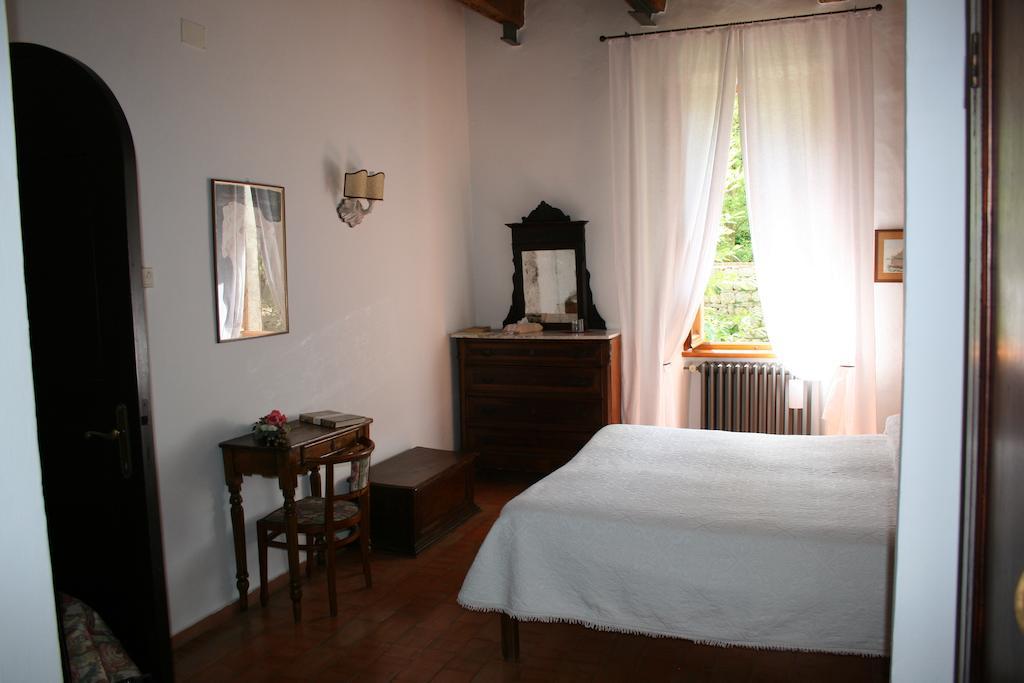 Hotel Antico Convento Santa Chiara Sarteano Habitación foto